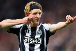 迈博体育 穆帅赞扬的24岁纽卡斯尔边锋,入选欧足联欧冠第3