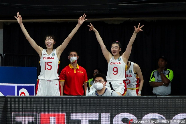 摧枯拉朽！中国女篮第四节轰27-10带走比利时