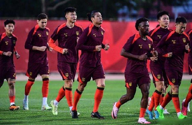 火线康复！ 张玉宁、阿兰已加入国足合练阵营