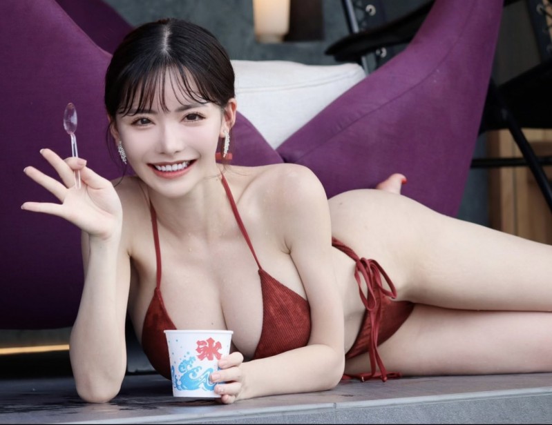 【博狗扑克】欠税8000万日币还清了！让深田えいみ(深田咏美)逆转胜的关键人物是？【EV扑克下载】