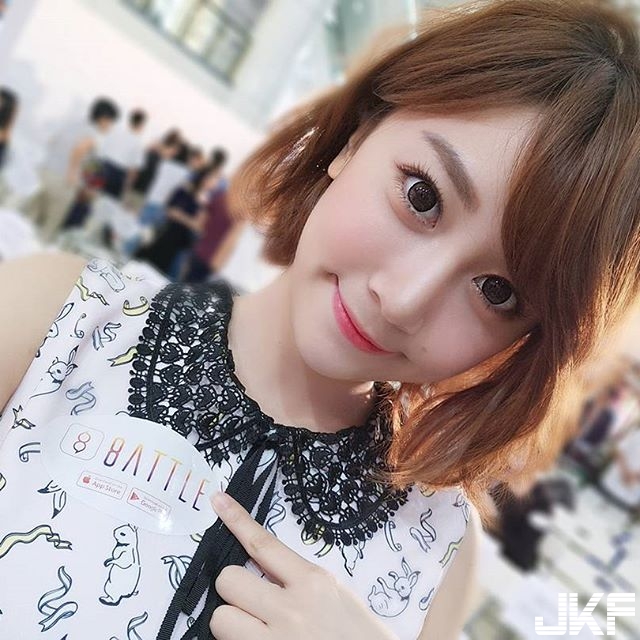 【博狗扑克】有肉有奶的電競女神「Rose Ma」，微肉可愛還有嫩乳，來一波木蘭飛彈就可以打趴對手！